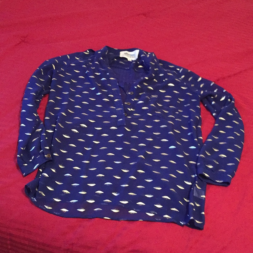 Womens XS Sheer Button-Top